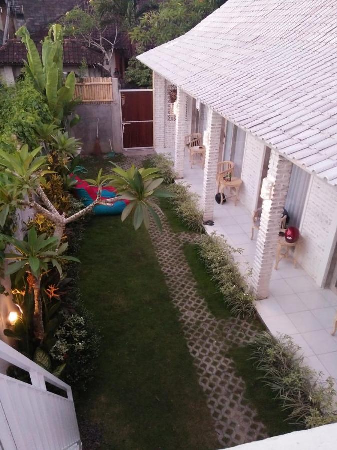 Pondok Ayu Homestay Canggu Buitenkant foto