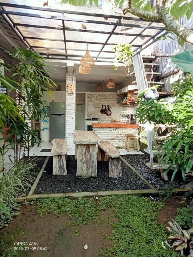 Pondok Ayu Homestay Canggu Buitenkant foto