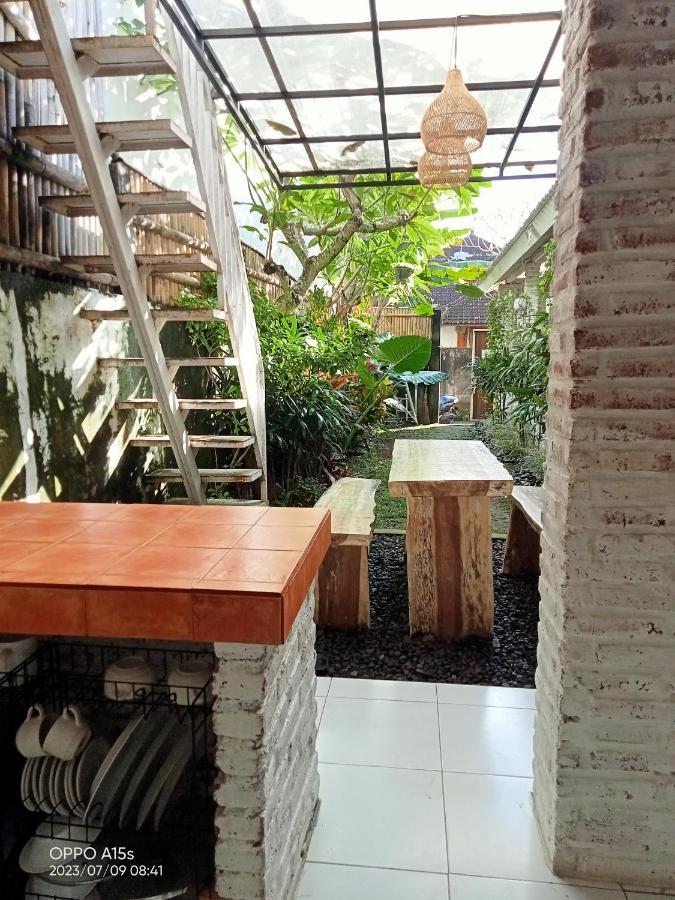 Pondok Ayu Homestay Canggu Buitenkant foto